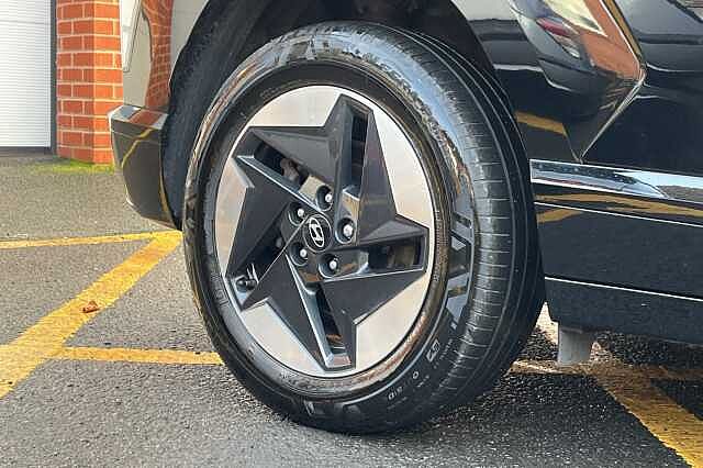 Hyundai KONA Advance 65kWh 5dr Auto Black