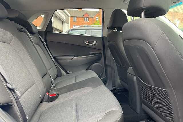 Hyundai KONA Premium 64kWh 5dr Auto