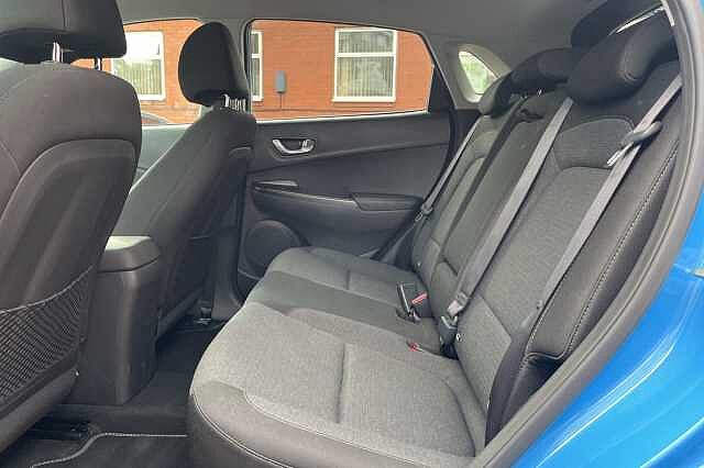 Hyundai KONA Premium 64kWh 5dr Auto