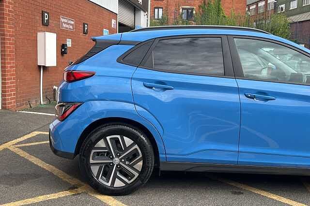 Hyundai KONA Premium 64kWh 5dr Auto