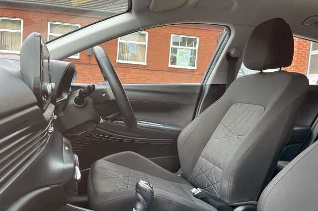 Hyundai BAYON 1.0 T-GDi 48V MHEV SE Connect 5dr