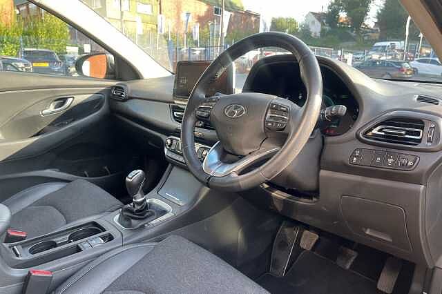 Hyundai i30 1.0 T-GDi Premium 5dr