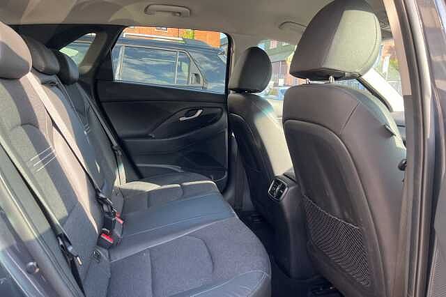 Hyundai i30 1.0 T-GDi Premium 5dr