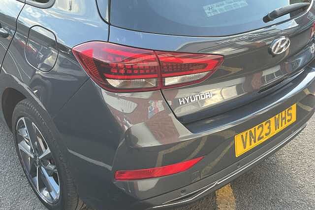 Hyundai i30 1.0 T-GDi Premium 5dr