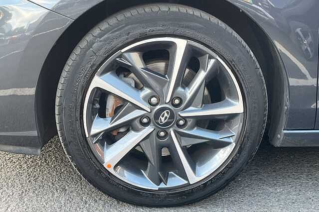 Hyundai i30 1.0 T-GDi Premium 5dr