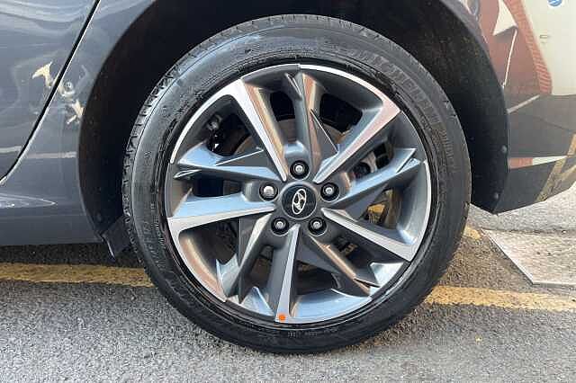 Hyundai i30 1.0 T-GDi Premium 5dr