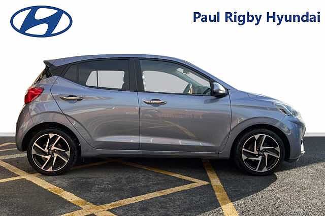 Hyundai i10 1.0 Premium 5dr Auto [Nav]