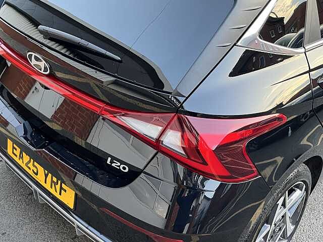 Hyundai i20 1.0 T-GDi Premium 5dr DCT