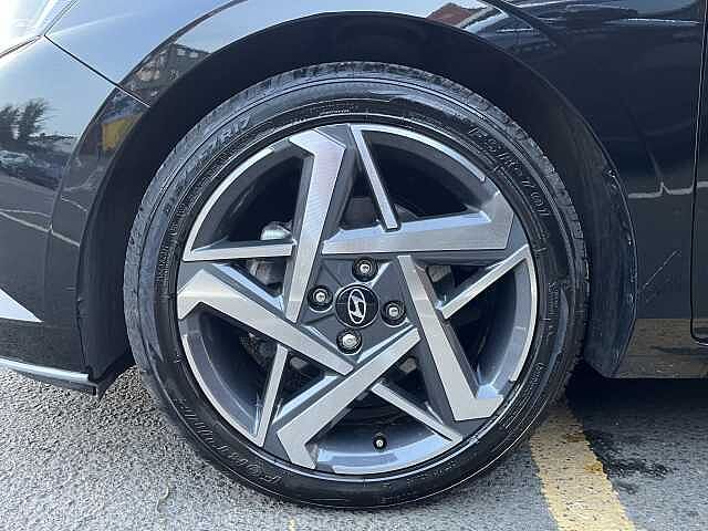 Hyundai i20 1.0 T-GDi Premium 5dr DCT