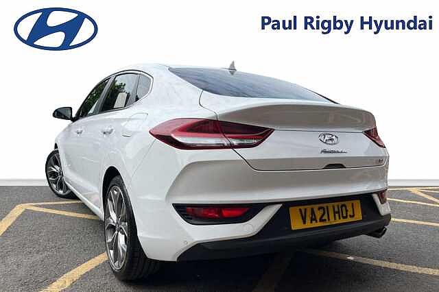 Hyundai i30 Fastback 1.4 T-GDI Premium 5dr DCT