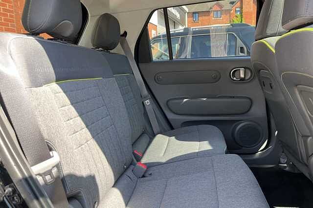 Hyundai Inster Cross 49kWh 5dr Auto