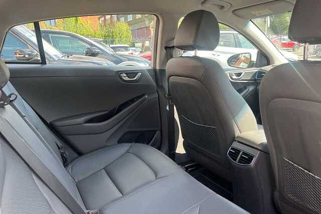 Hyundai IONIQ 1.6 GDi Hybrid Premium SE 5dr DCT