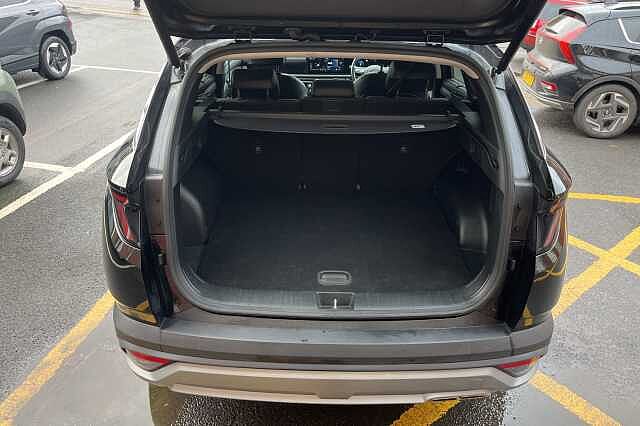Hyundai TUCSON 1.6T Plug-in Hybrid Premium 5dr 4WD Auto