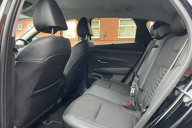 Hyundai TUCSON 1.6T Plug-in Hybrid Premium 5dr 4WD Auto