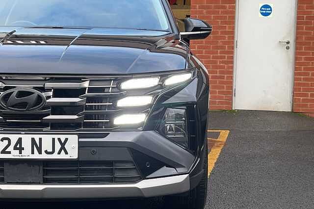 Hyundai TUCSON 1.6T Plug-in Hybrid Premium 5dr 4WD Auto