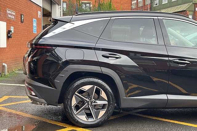 Hyundai TUCSON 1.6T Plug-in Hybrid Premium 5dr 4WD Auto