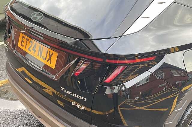 Hyundai TUCSON 1.6T Plug-in Hybrid Premium 5dr 4WD Auto