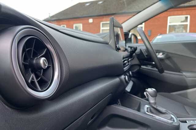 Hyundai KONA 1.6 GDi Hybrid Premium 5dr DCT