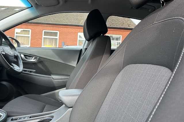 Hyundai KONA 1.6 GDi Hybrid Premium 5dr DCT