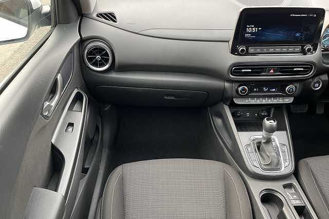 Hyundai KONA 1.6 GDi Hybrid Premium 5dr DCT