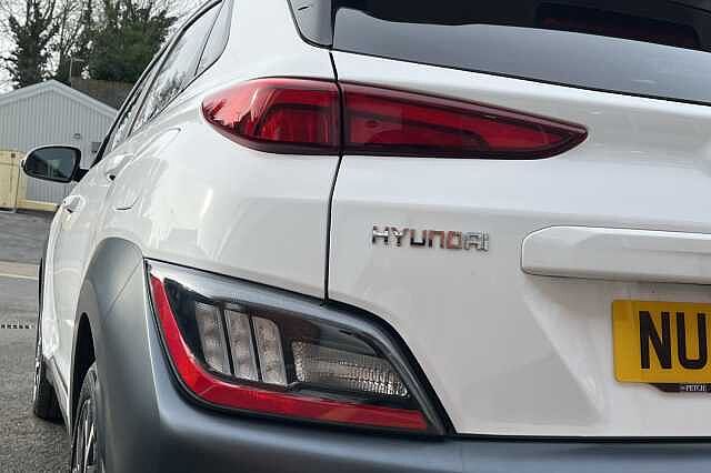 Hyundai KONA 1.6 GDi Hybrid Premium 5dr DCT