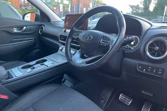 Hyundai KONA Premium 64kWh 5dr Auto