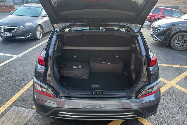 Hyundai KONA Premium 64kWh 5dr Auto