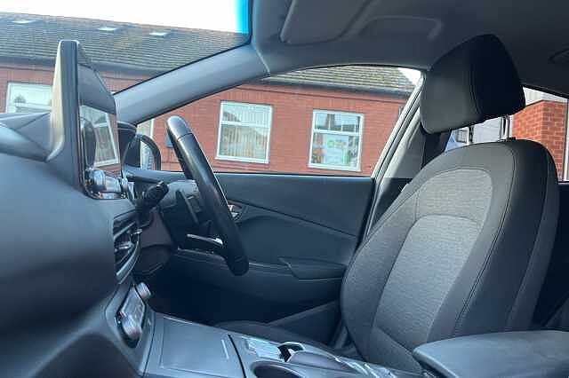 Hyundai KONA Premium 64kWh 5dr Auto