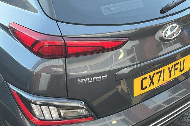 Hyundai KONA Premium 64kWh 5dr Auto