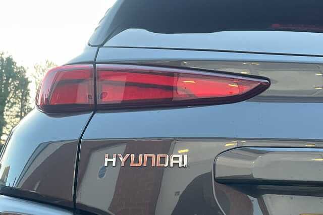 Hyundai KONA Premium 64kWh 5dr Auto