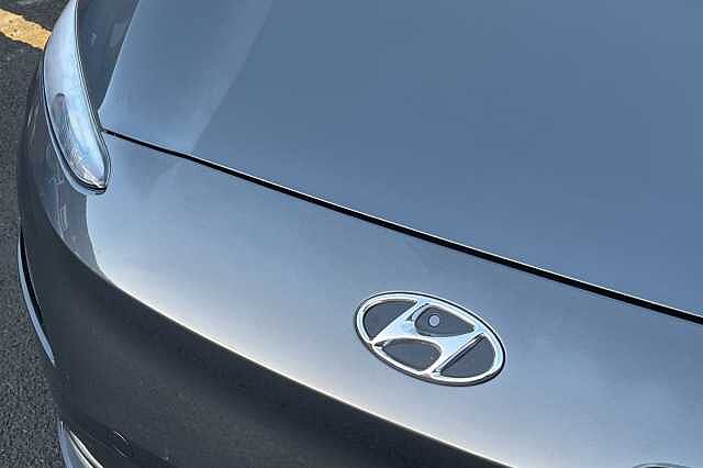 Hyundai KONA Premium 64kWh 5dr Auto