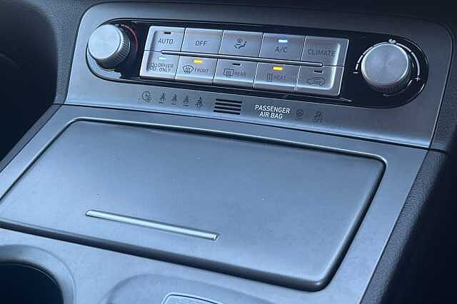 Hyundai KONA Premium 64kWh 5dr Auto