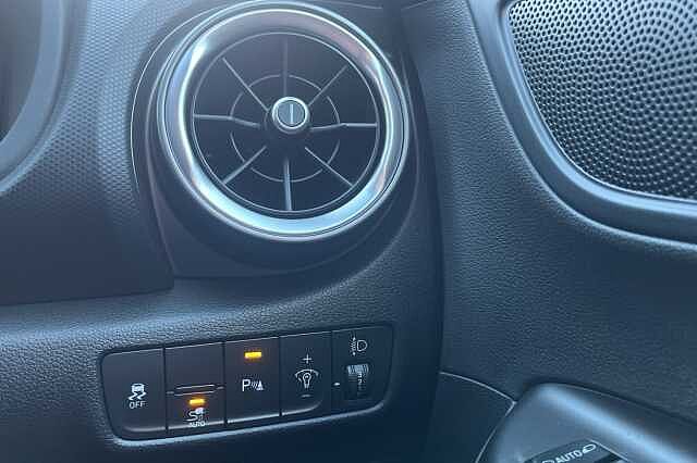 Hyundai KONA Premium 64kWh 5dr Auto