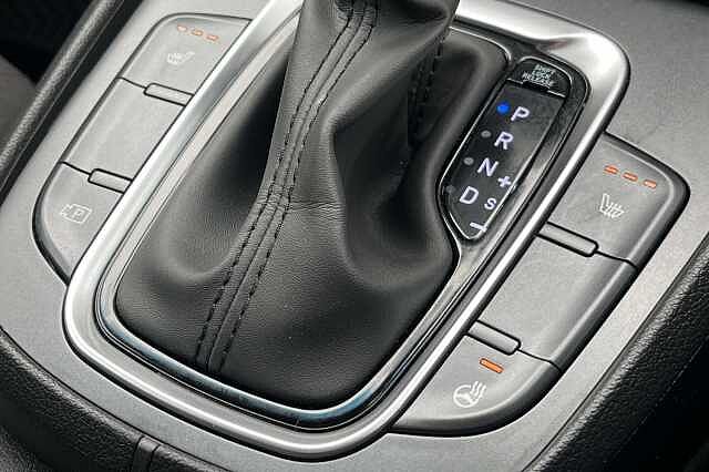 Hyundai KONA 1.6 GDi Hybrid Premium 5dr DCT