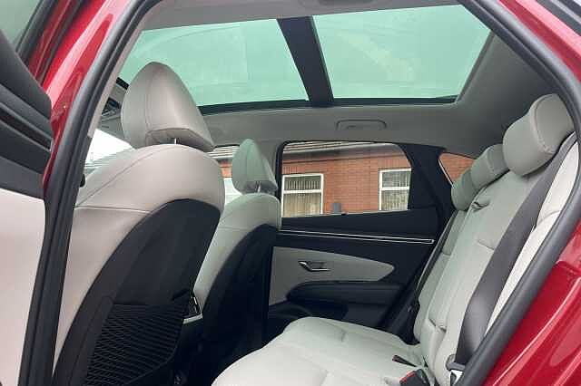 Hyundai TUCSON 1.6 T-GDi Plug-in Hybrid Ultimate 5dr 4WD Auto