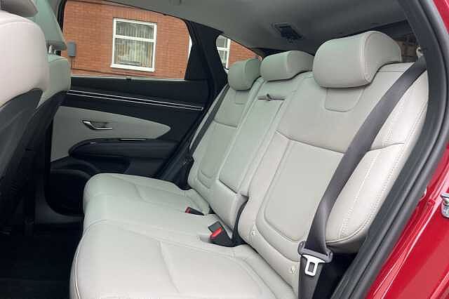 Hyundai TUCSON 1.6 T-GDi Plug-in Hybrid Ultimate 5dr 4WD Auto