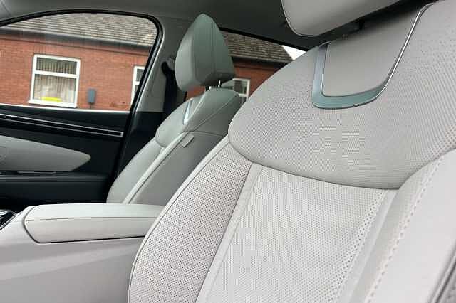 Hyundai TUCSON 1.6 T-GDi Plug-in Hybrid Ultimate 5dr 4WD Auto