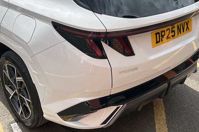 Hyundai TUCSON 1.6T Hybrid N Line S 5dr 4WD Auto White
