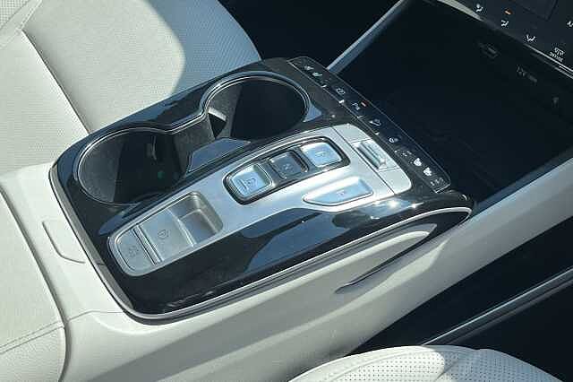 Hyundai TUCSON 1.6 T-GDi Hybrid 230ps Ultimate 5dr 2WD Auto