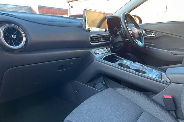 Hyundai KONA Premium 64kWh 5dr Auto