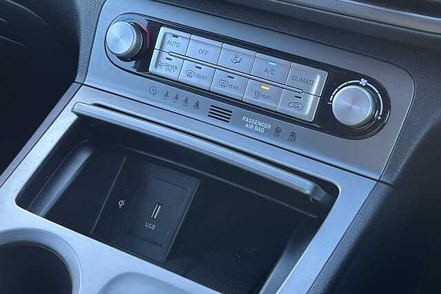 Hyundai KONA Premium 64kWh 5dr Auto