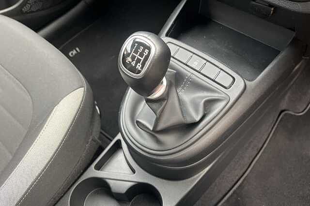 Hyundai i10 1.0 MPi SE Connect 5dr