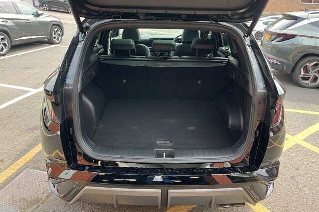 Hyundai TUCSON 1.6T Hybrid N Line S 5dr Auto Black