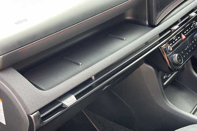 Hyundai TUCSON 1.6T Hybrid N Line S 5dr Auto Black