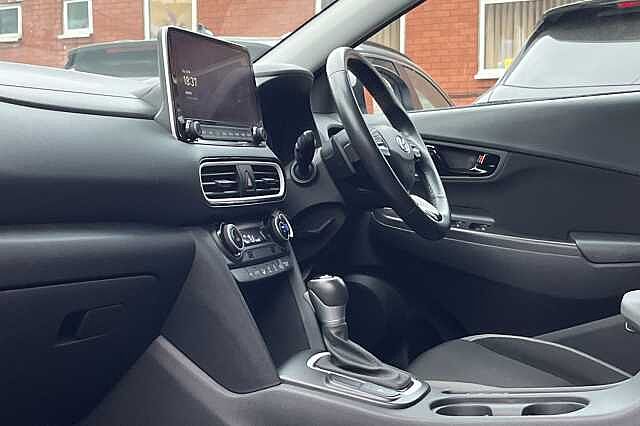 Hyundai KONA 1.6 GDi Hybrid Premium 5dr DCT
