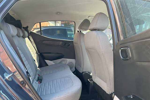 Hyundai i10 1.2 MPi Premium 5dr Auto