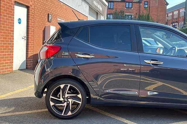 Hyundai i10 1.2 MPi Premium 5dr Auto