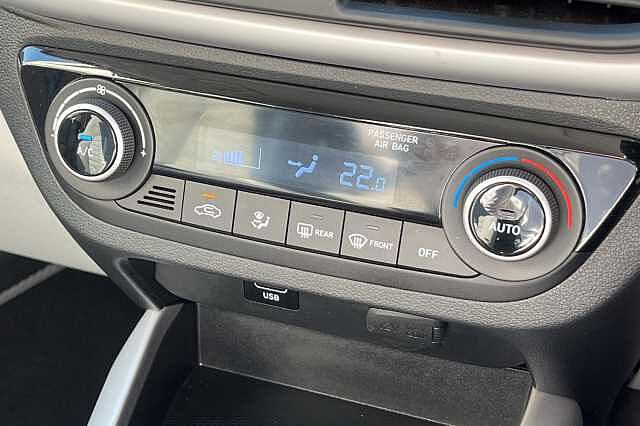 Hyundai i10 1.2 MPi Premium 5dr Auto