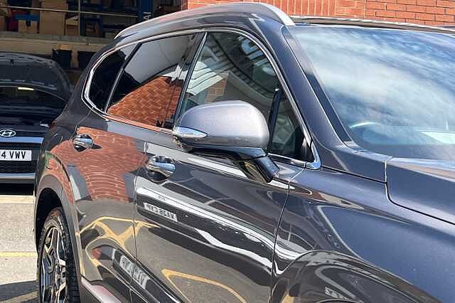 Hyundai SANTA FE 1.6 TGDi Plug-in Hybrid Ultimate 5dr 4WD Auto
