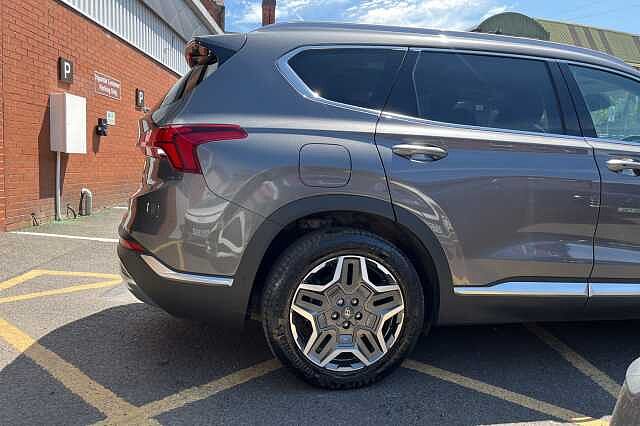 Hyundai SANTA FE 1.6 TGDi Plug-in Hybrid Ultimate 5dr 4WD Auto